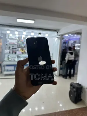 Apple iPhone 12 64 GB Black