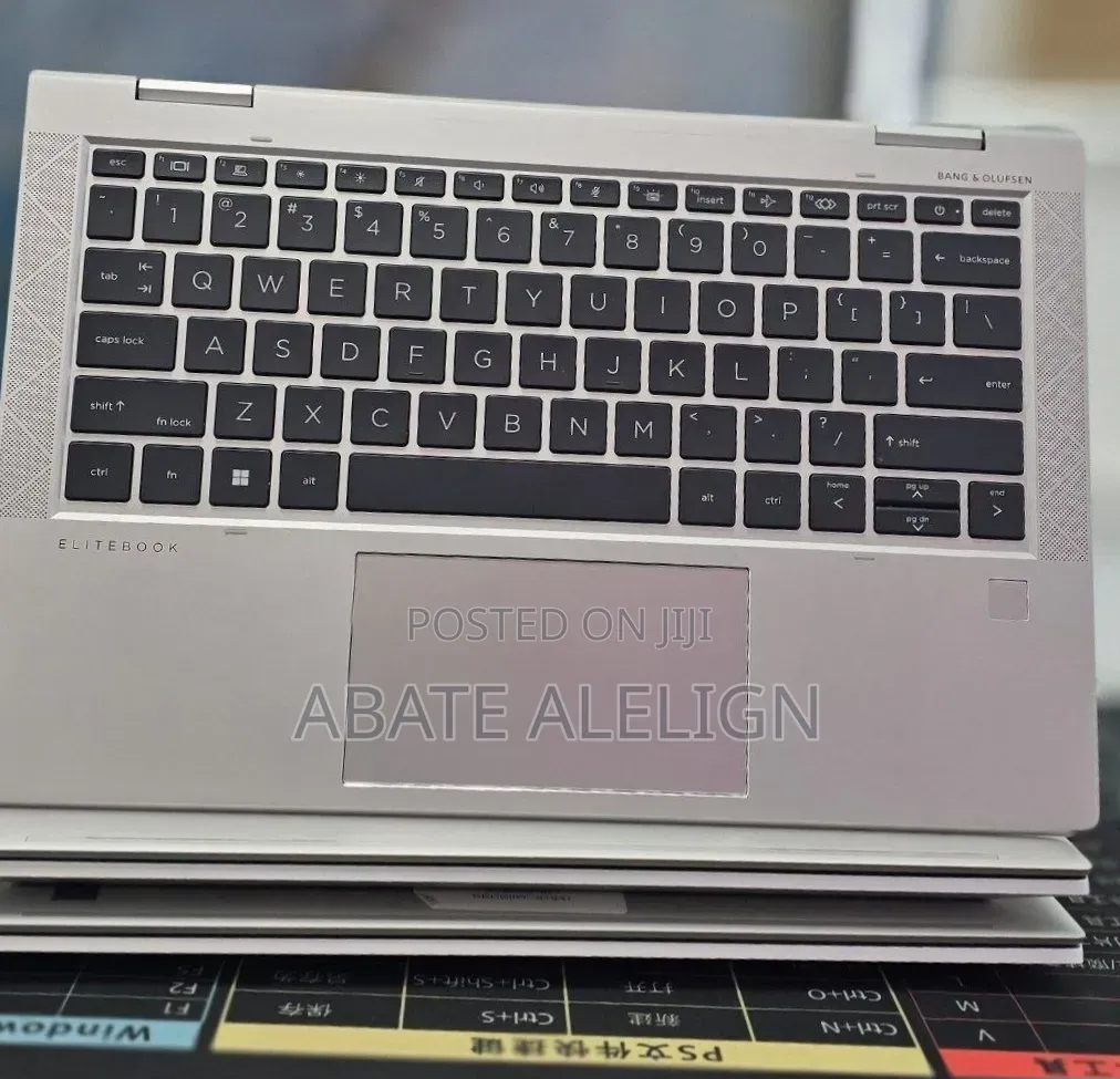 New Laptop HP EliteBook x360 1030 G8 32GB Intel Core i7 SSD 512GB