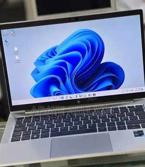 New Laptop HP EliteBook 830 G8 16GB Intel Core i5 SSD 512GB