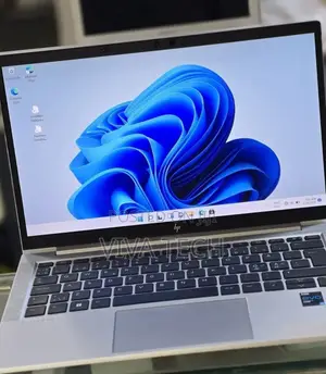 New Laptop HP EliteBook 830 G8 16GB Intel Core i5 SSD 512GB