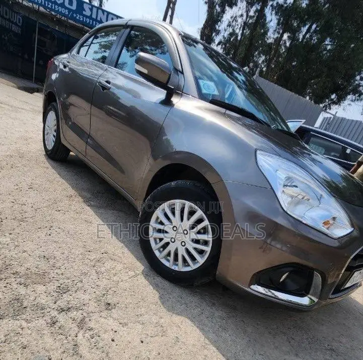 Suzuki Dzire 2022 Gray