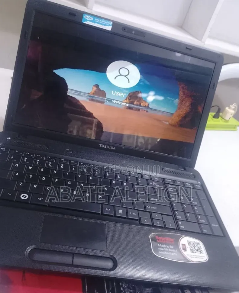 Laptop Toshiba Satellite C55 4GB Intel Core i5 HDD 500GB
