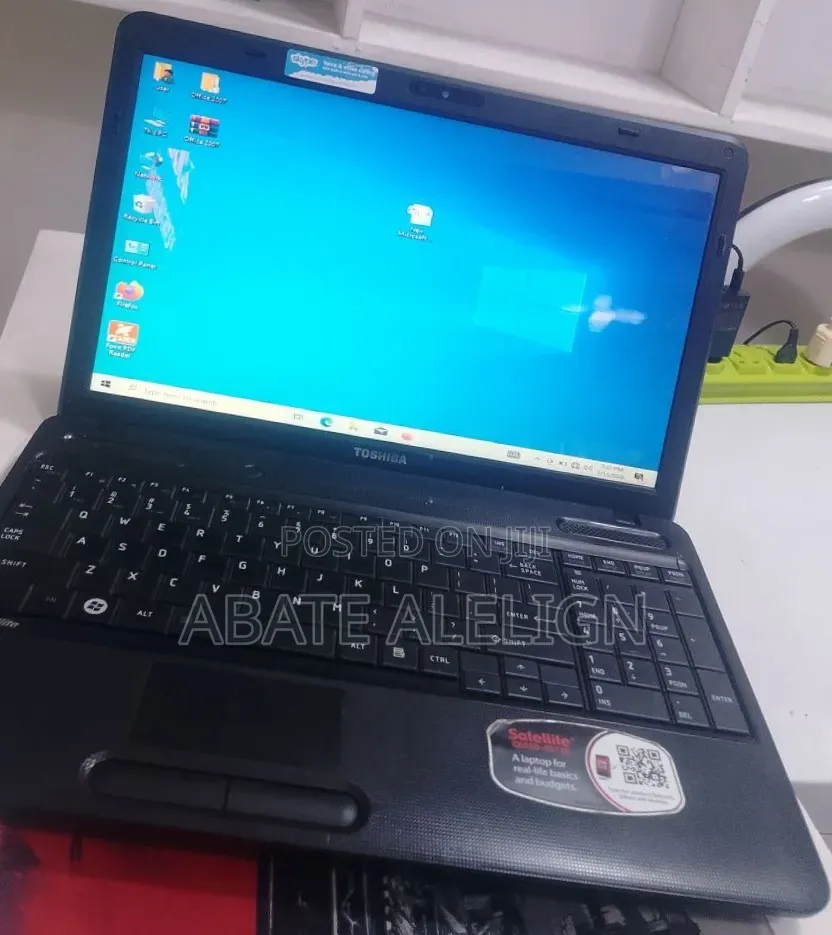 Laptop Toshiba Satellite C55 4GB Intel Core i5 HDD 500GB