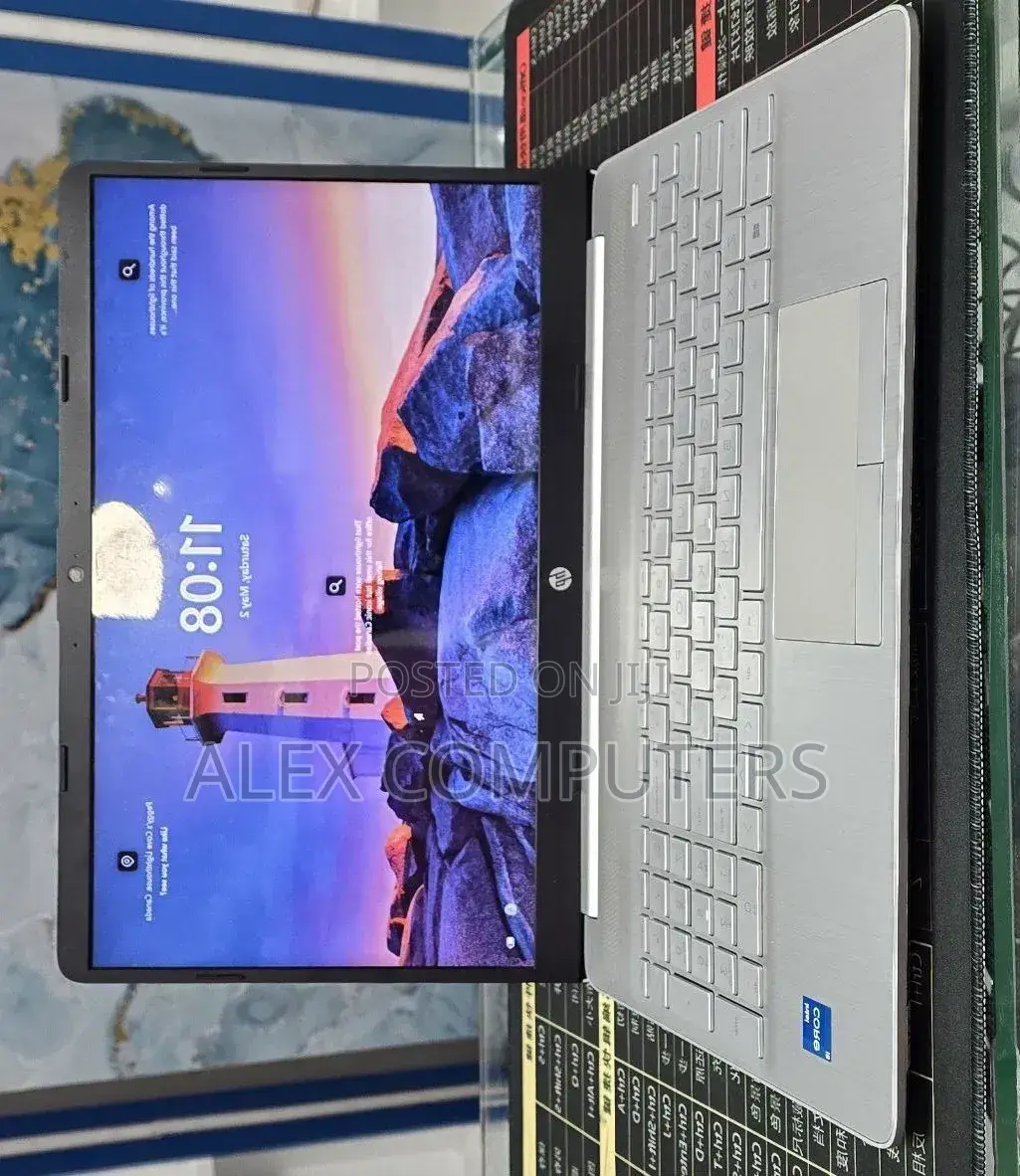 New Laptop HP Stream Notebook 8GB Intel Core i5 HDD+SSD 1T