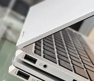 New Laptop HP EliteBook 1040 G8 16GB Intel Core i7 SSD 512GB