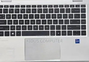 New Laptop HP EliteBook 1040 G8 16GB Intel Core i7 SSD 512GB