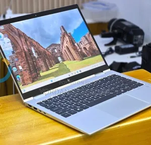 New Laptop HP Elitebook 830 G11 16GB Intel Core Ultra 7 SSD 512GB