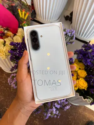New Samsung Galaxy A57 128 GB White