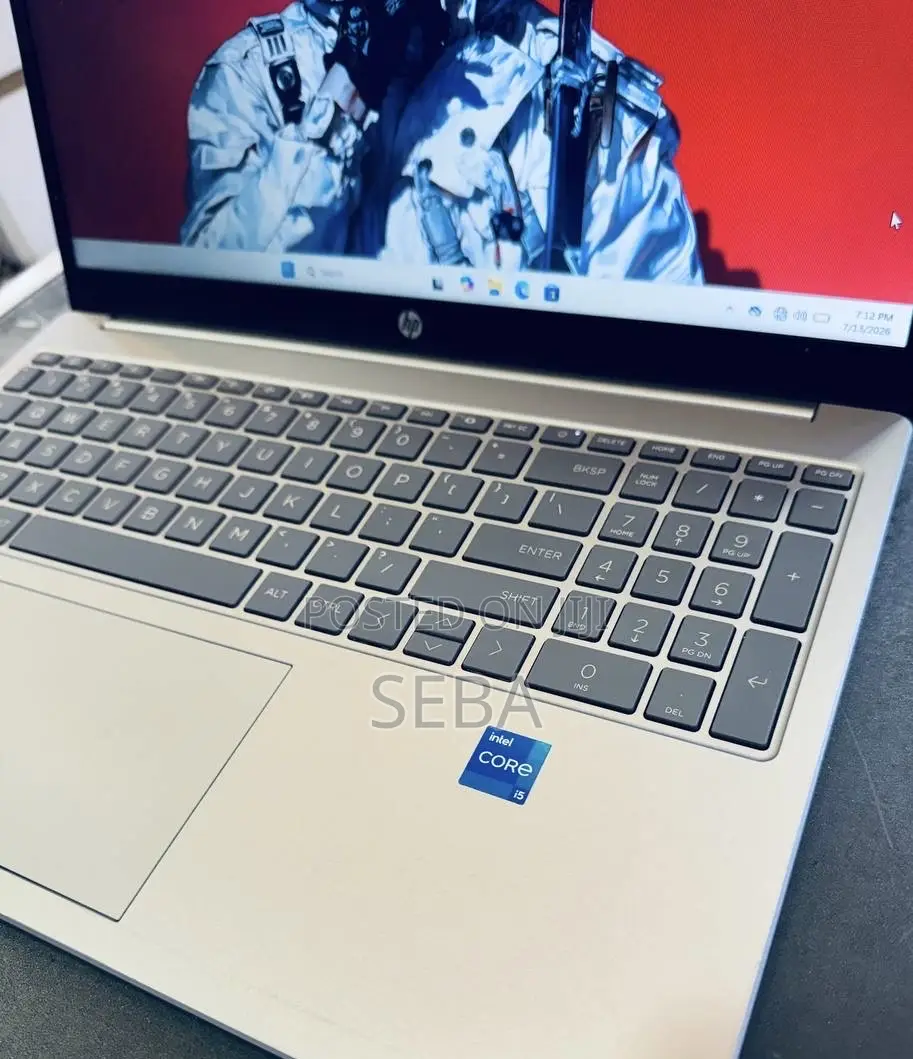 Laptop HP 15-fd1020ns 16GB Intel Core i5 SSD 512GB