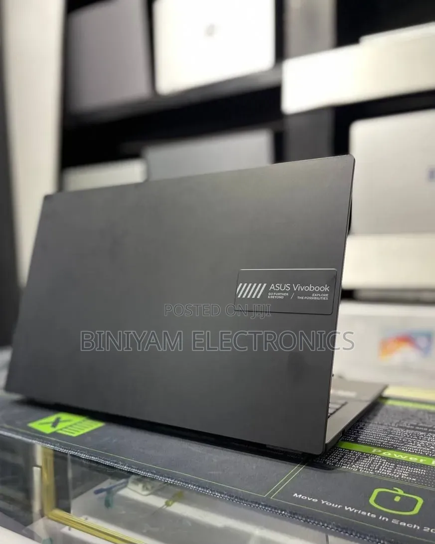 New Laptop Asus Vivobook 15 OLED 16GB AMD Ryzen 5 SSD 512GB