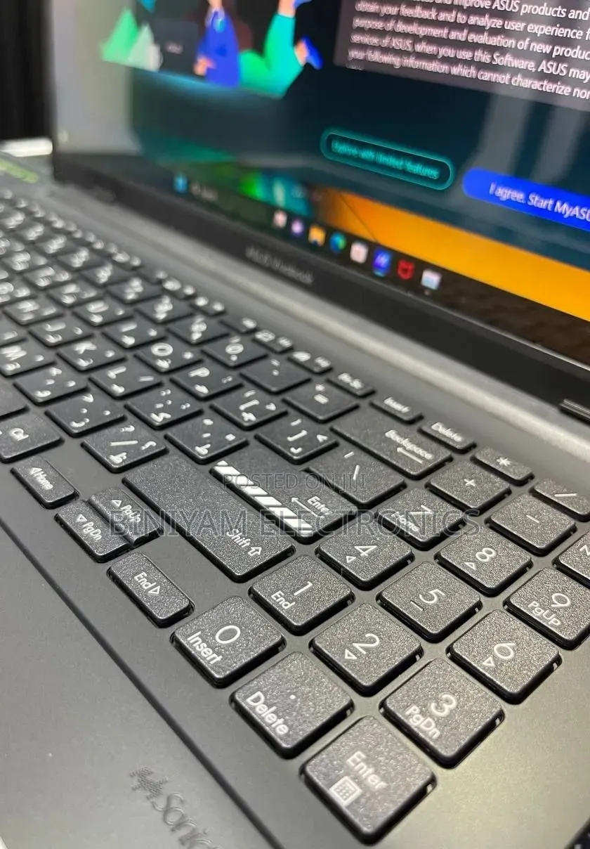 New Laptop Asus Vivobook 15 OLED 16GB AMD Ryzen 5 SSD 512GB