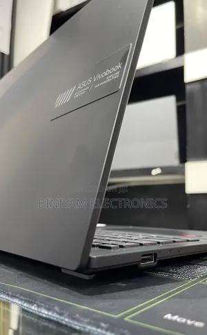 New Laptop Asus Vivobook 15 OLED 16GB AMD Ryzen 5 SSD 512GB