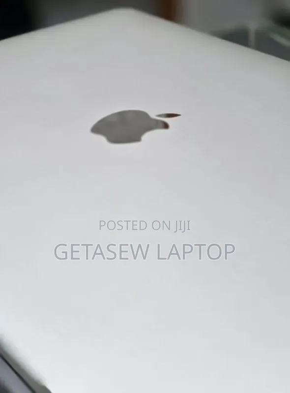 New Laptop Apple MacBook Pro 2019 16GB Apple M1 Pro SSD 256GB