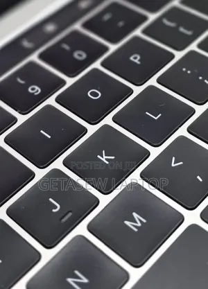 New Laptop Apple MacBook Pro 2019 16GB Apple M1 Pro SSD 256GB
