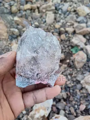 Gemstones (የከበረ ድንጋይ)