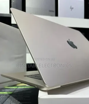 New Laptop Apple MacBook Air 2025 M4 16GB Apple M4 SSD 256GB