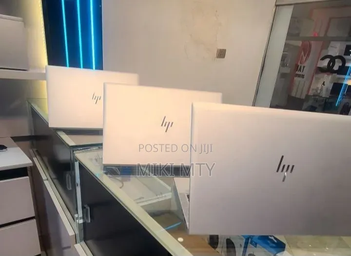 New Laptop HP EliteBook x360 1030 G8 16GB Intel Xeon SSD 512GB