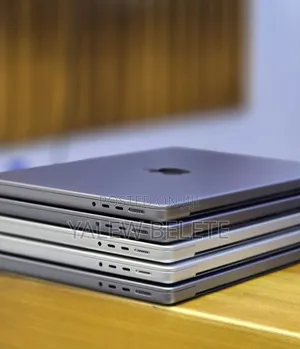 New Laptop Apple MacBook Pro 32GB Apple M1 Pro SSD 512GB