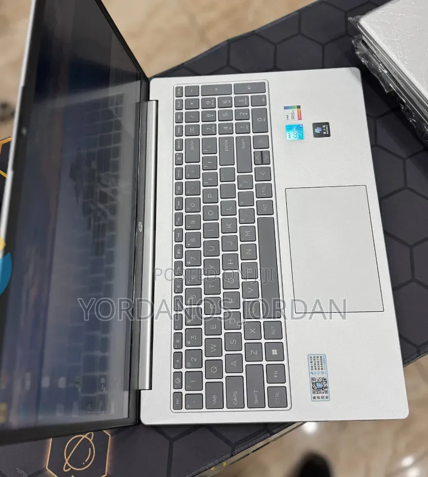 New Laptop HP Stream Notebook 16GB Intel Core i5 SSD 1T