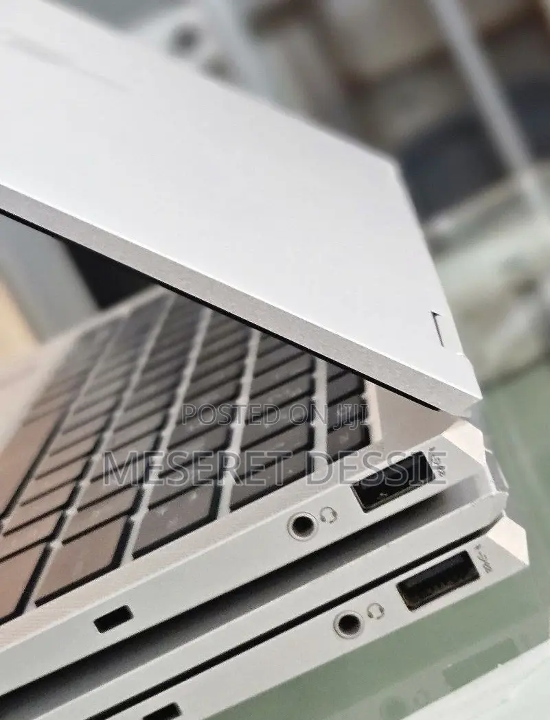New Laptop HP EliteBook 1040 G8 16GB Intel Core i7 SSD 512GB