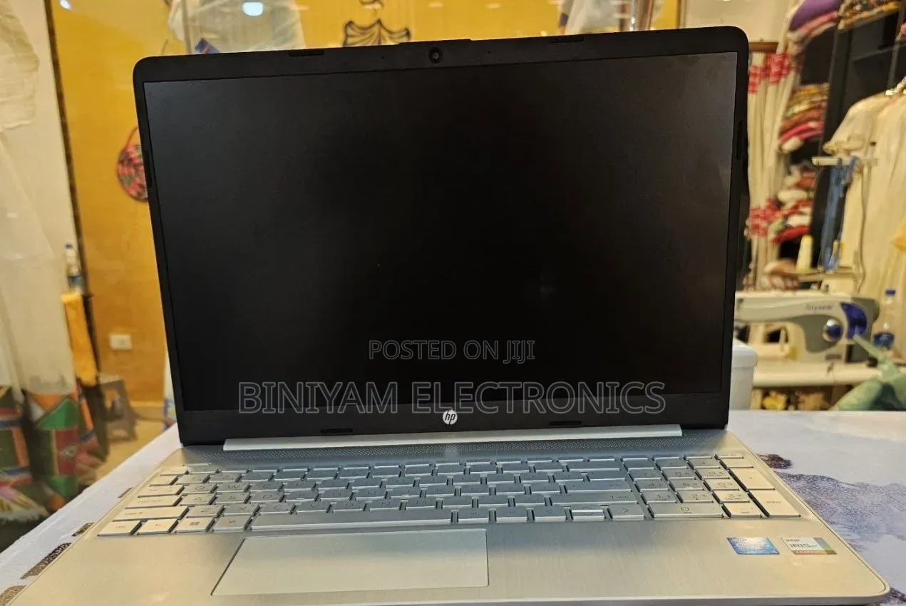 New Laptop HP Stream Notebook 8GB Intel Core i7 SSD 512GB