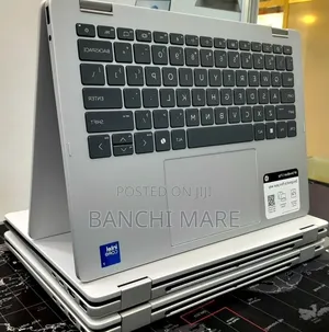 New Laptop HP OmniBook 5 Flip 16GB Intel Core 7 SSD 512GB