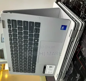 New Laptop HP OmniBook 5 Flip 16GB Intel Core 7 SSD 512GB