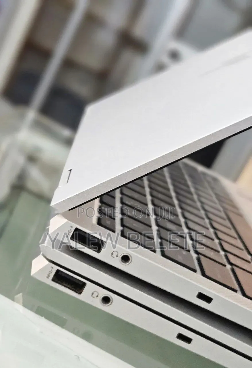 New Laptop HP EliteBook 1040 G8 16GB Intel Core i7 SSD 512GB