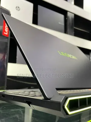 New Laptop Lenovo Legion Pro 7 64GB Intel Core Ultra 9 SSD 2T