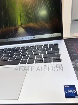 New Laptop HP EliteBook 840 G10 16GB Intel Core i7 SSD 512GB