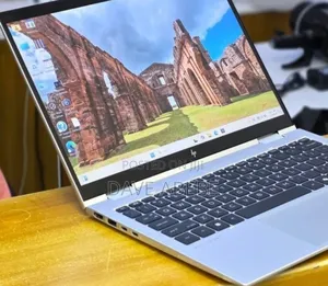 New Laptop HP Elitebook 830 G11 16GB Intel Core Ultra 7 SSD 512GB