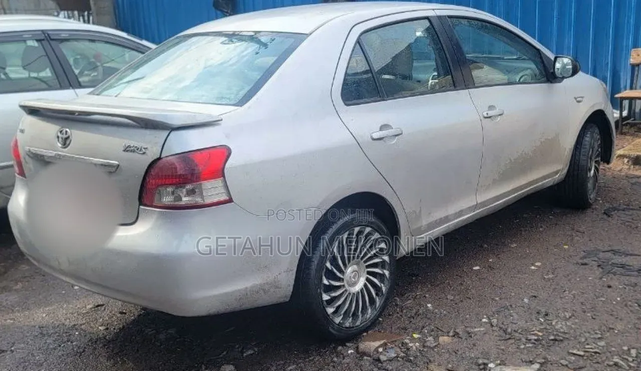Toyota Yaris 2007 Silver