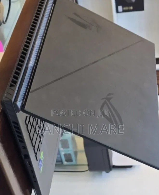 New Laptop Asus ROG Strix G18 40GB Intel Core i9 SSD 1T