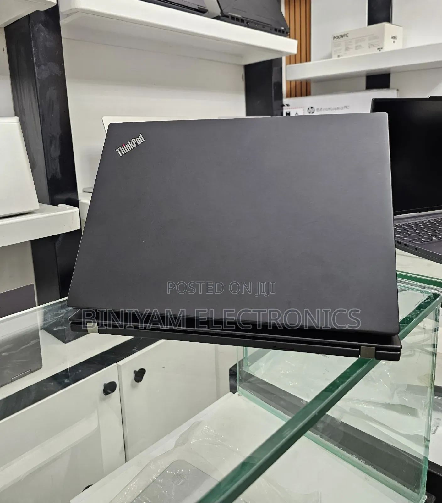 New Laptop Lenovo ThinkPad t495s 16GB AMD Ryzen 7 SSD 512GB