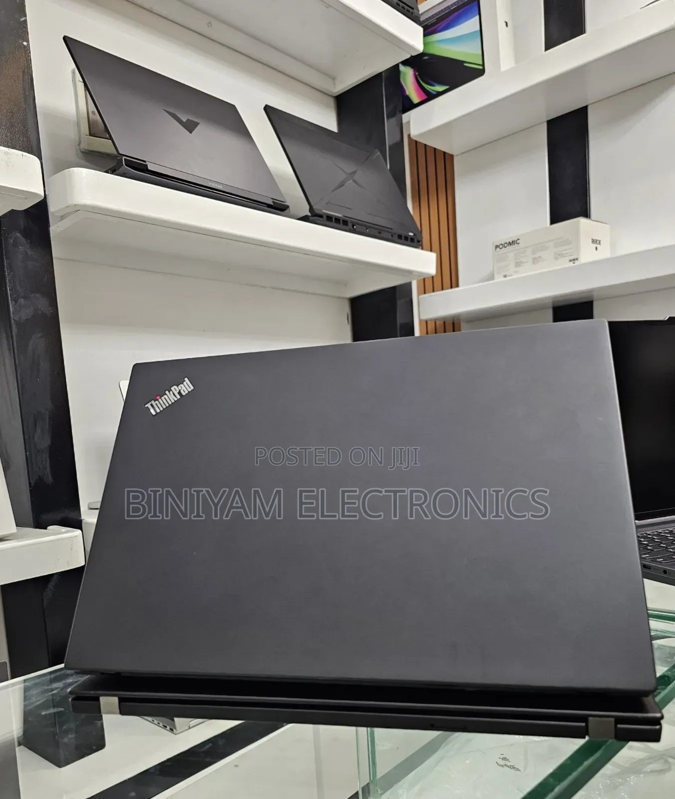New Laptop Lenovo ThinkPad t495s 16GB AMD Ryzen 7 SSD 512GB