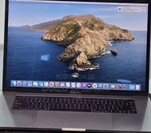 New Laptop Apple MacBook Pro 2018 32GB Intel Core i7 SSD 1T