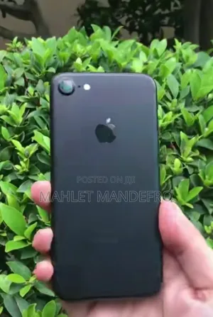 New Apple iPhone 7 32 GB Black