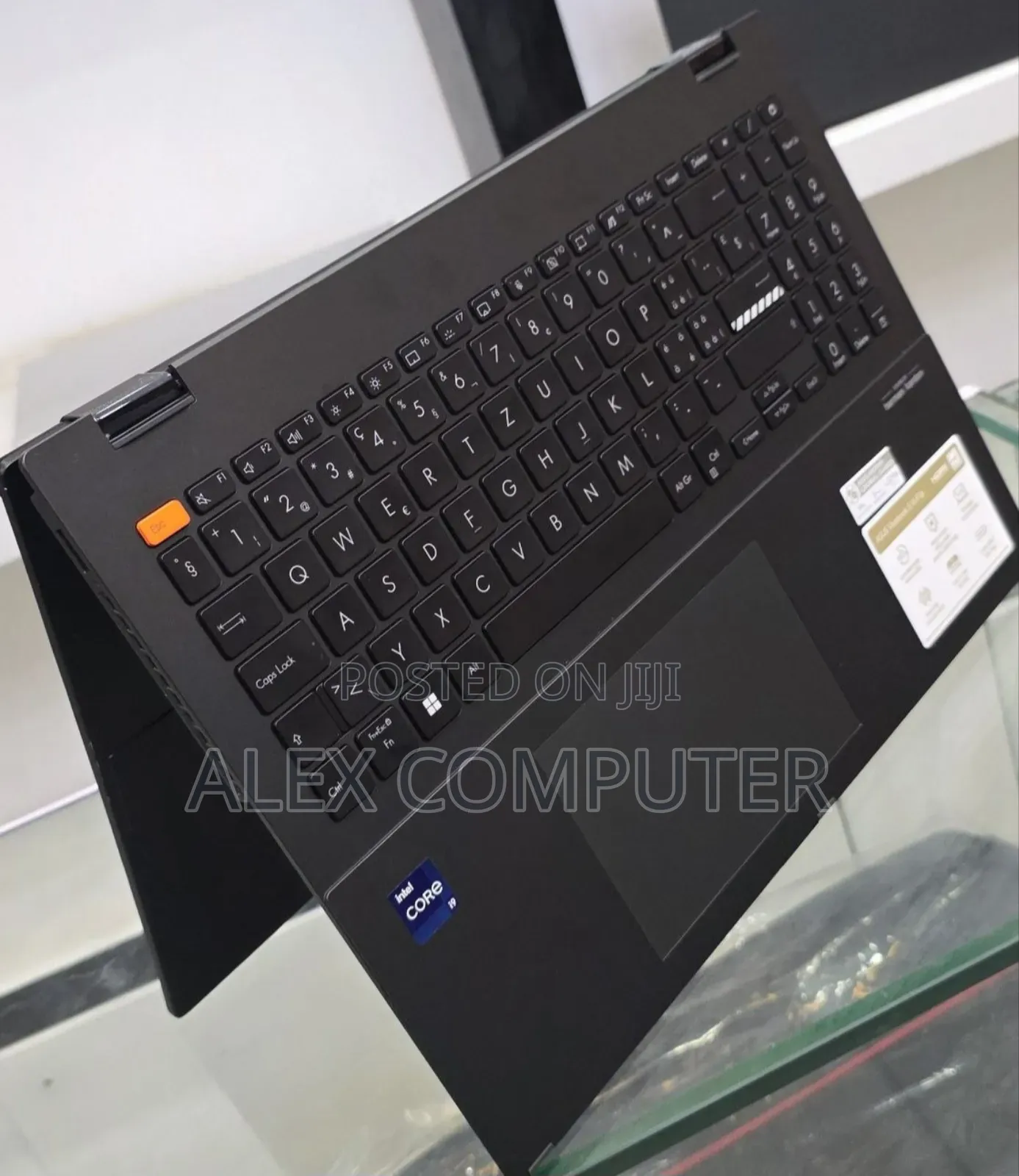 New Laptop Asus VivoBook 15 X505BA 16GB Intel Core i9 SSD 1T
