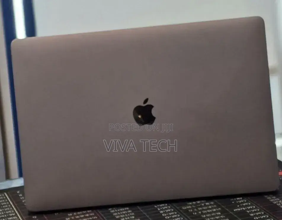 New Laptop Apple MacBook Pro 2019 16GB Intel Core i9 SSD 2T