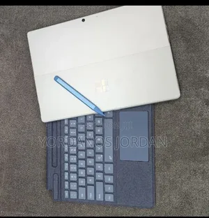New Laptop Microsoft Surface Pro 9 16GB Intel Core i7 SSD 512GB