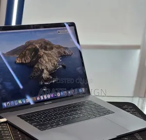 New Laptop Apple MacBook Pro 2018 32GB Intel Core i7 SSD 1T