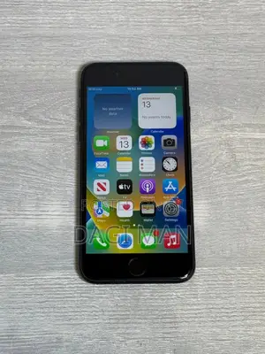 Apple iPhone SE (2022) 64 GB Black