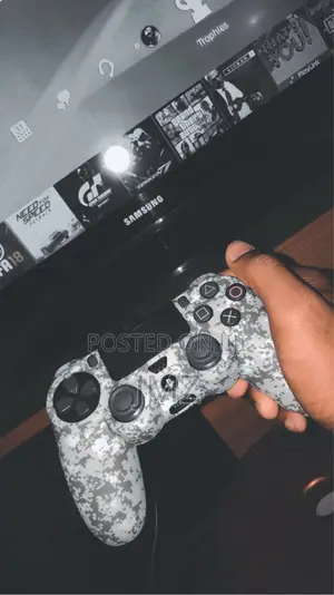 Play Station 4 Fat Jailbreaked