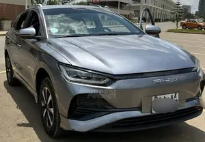 BYD E2 43 kWh 94 hp FWD 2025