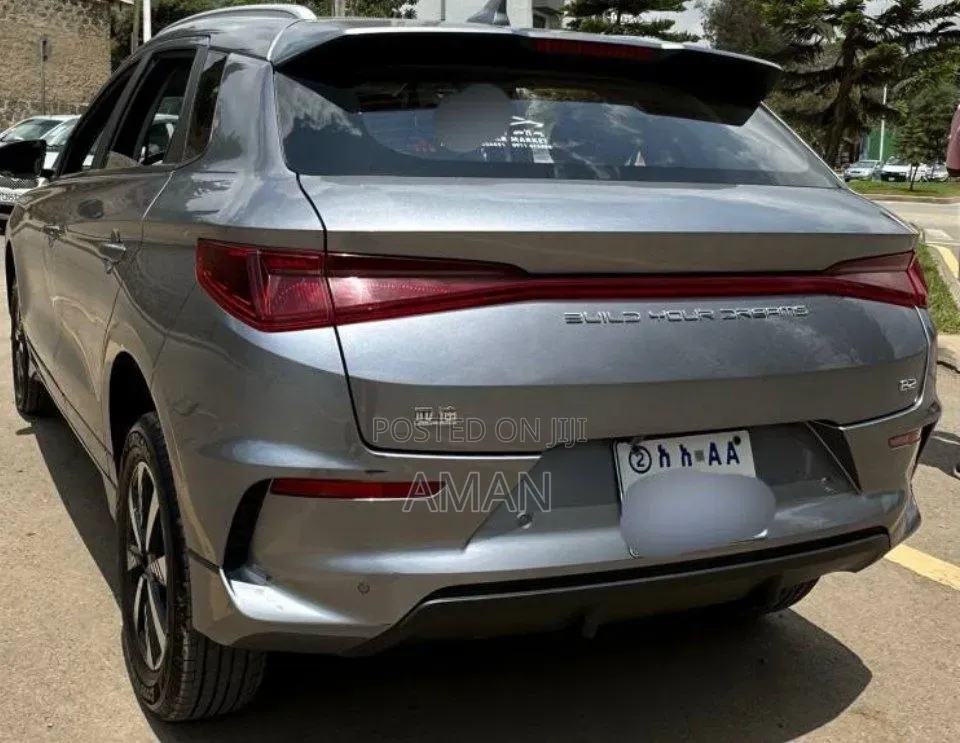 BYD E2 43 kWh 94 hp FWD 2025