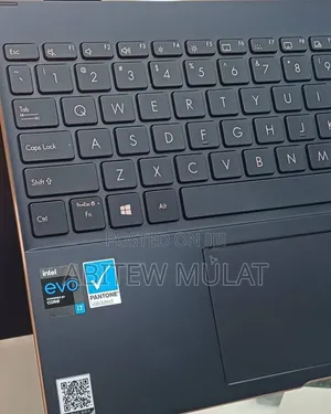 New Laptop Asus ZenBook Flip 14 UX461UA 16GB Intel Core i7 SSD 512GB