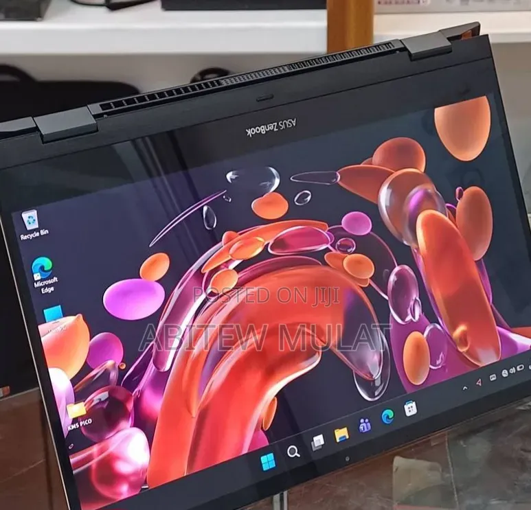 New Laptop Asus ZenBook Flip 14 UX461UA 16GB Intel Core i7 SSD 512GB