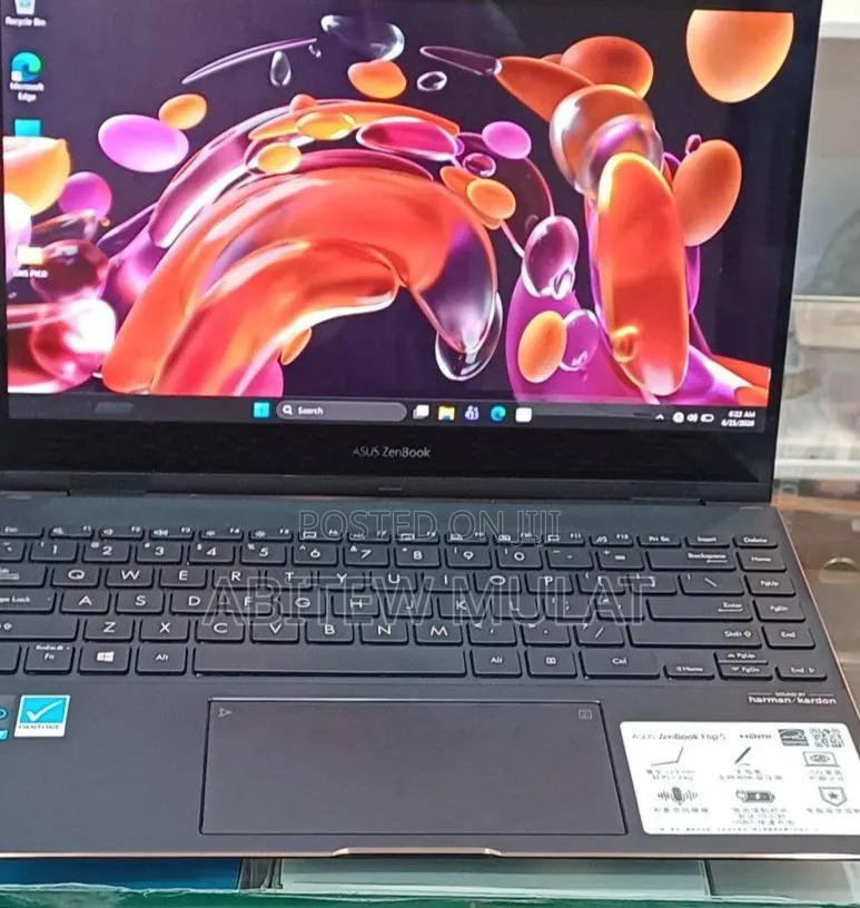New Laptop Asus ZenBook Flip 14 UX461UA 16GB Intel Core i7 SSD 512GB
