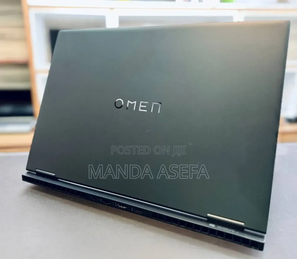New Laptop HP Omen 16 16GB Intel Core i9 SSD 1T