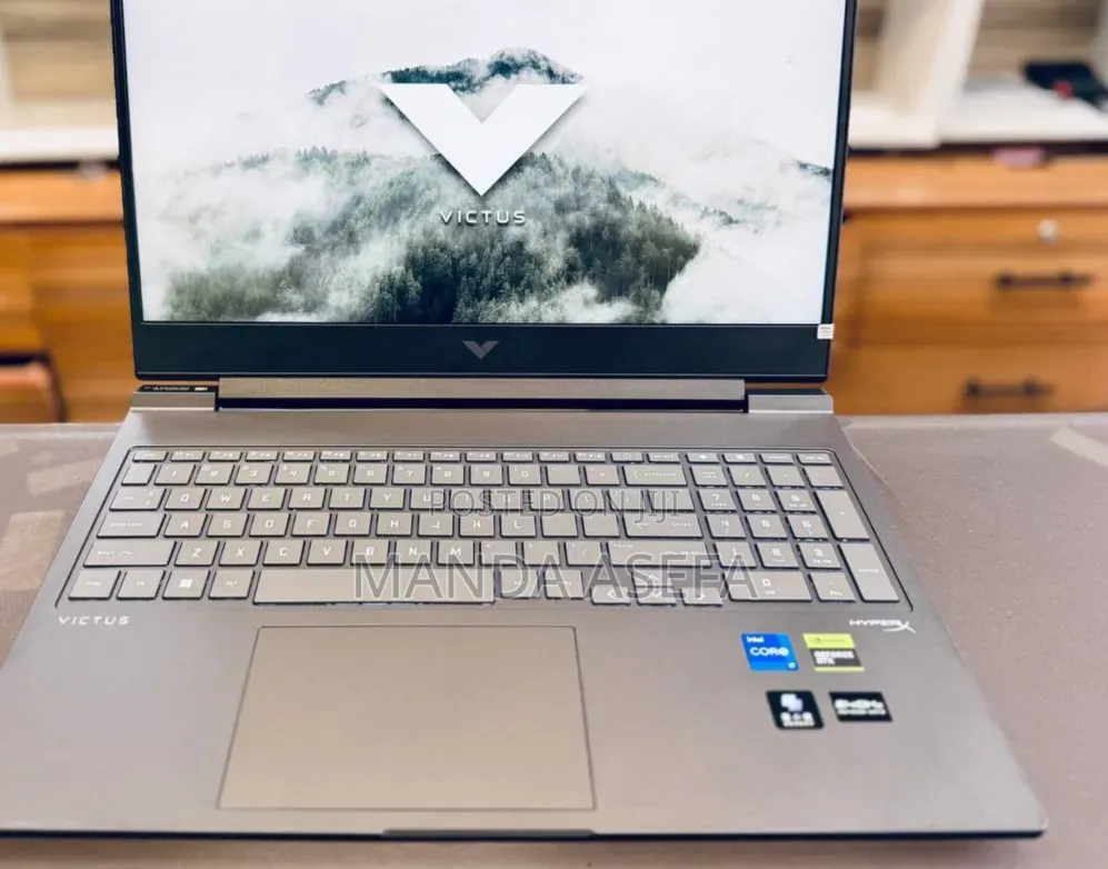 New Laptop HP Victus 16 16GB Intel Core i7 SSD 1T
